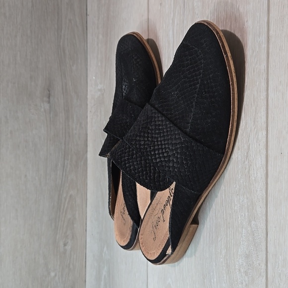 Free People Women Leather Square Toe Mule shoes sz 37/6 - Picture 1 of 10